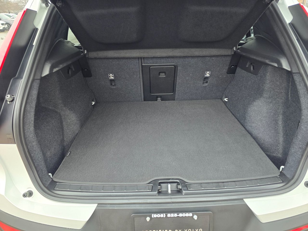 2025 Volvo XC40 CORE BRIGHT THEME-17