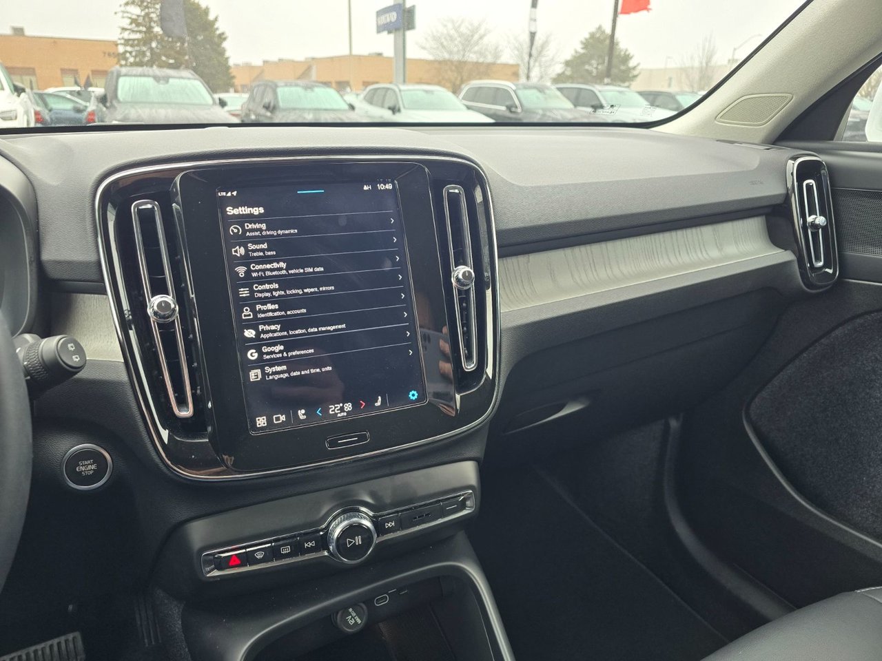 2025 Volvo XC40 CORE BRIGHT THEME-28
