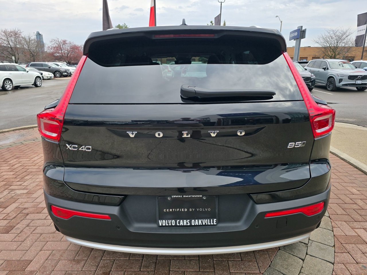 2025 Volvo XC40 CORE BRIGHT THEME-13