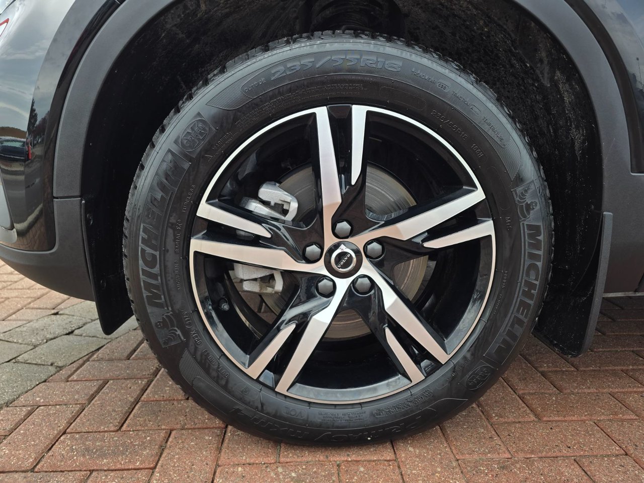 2025 Volvo XC40 CORE BRIGHT THEME-7