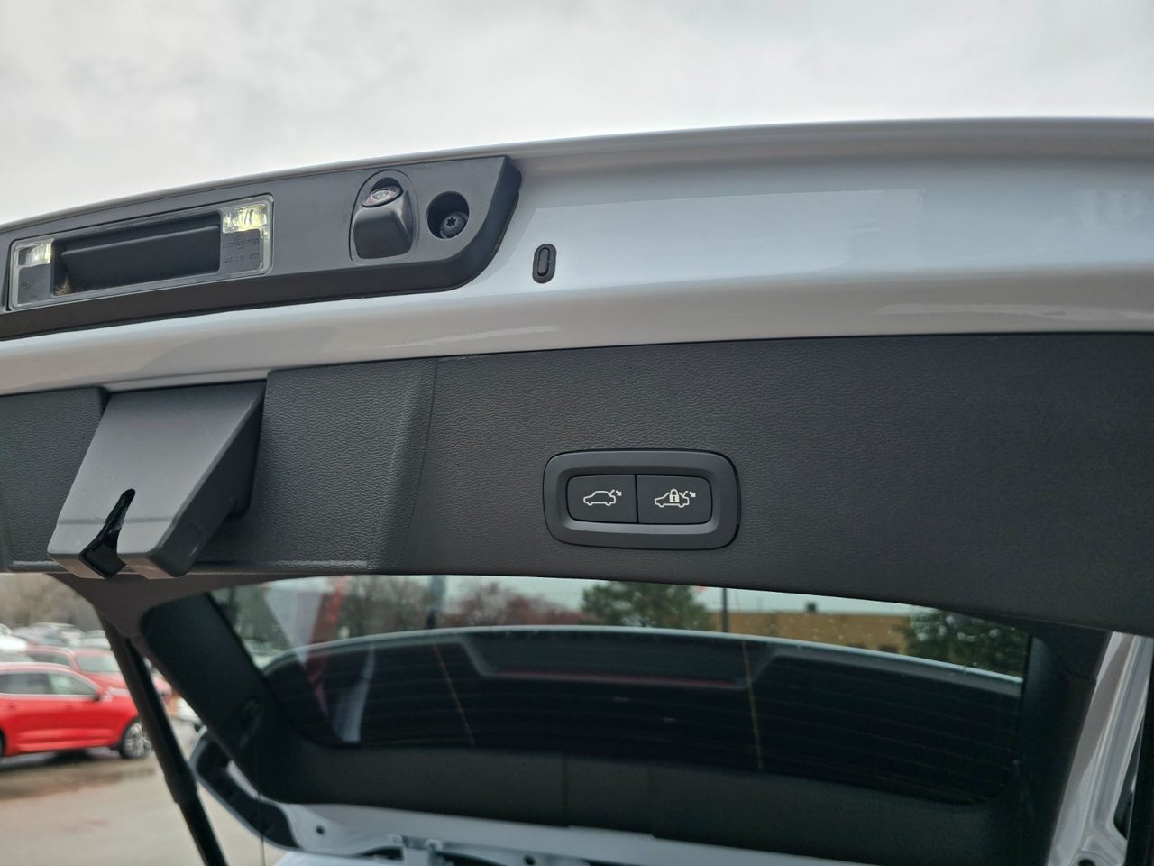 2025 Volvo XC40 CORE BRIGHT THEME-16