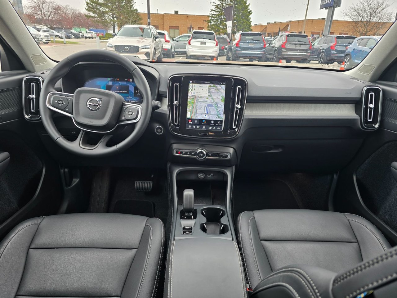 2025 Volvo XC40 CORE BRIGHT THEME-4