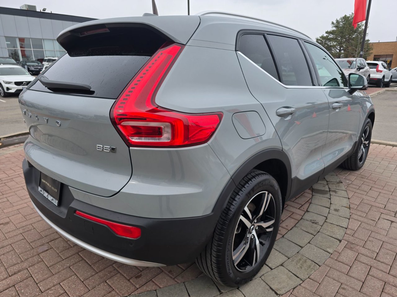2025 Volvo XC40 CORE BRIGHT THEME-14
