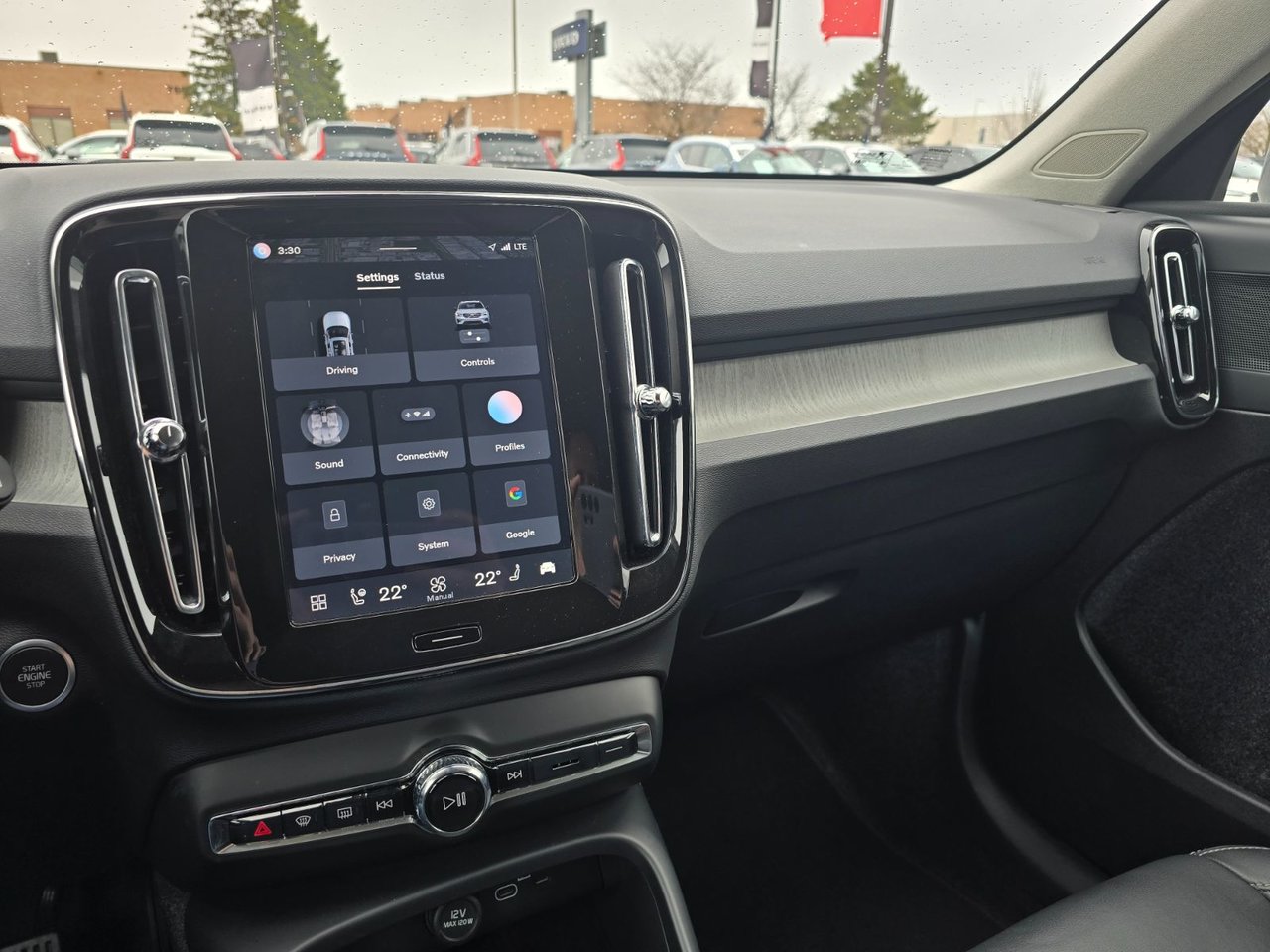 2025 Volvo XC40 CORE BRIGHT THEME-28
