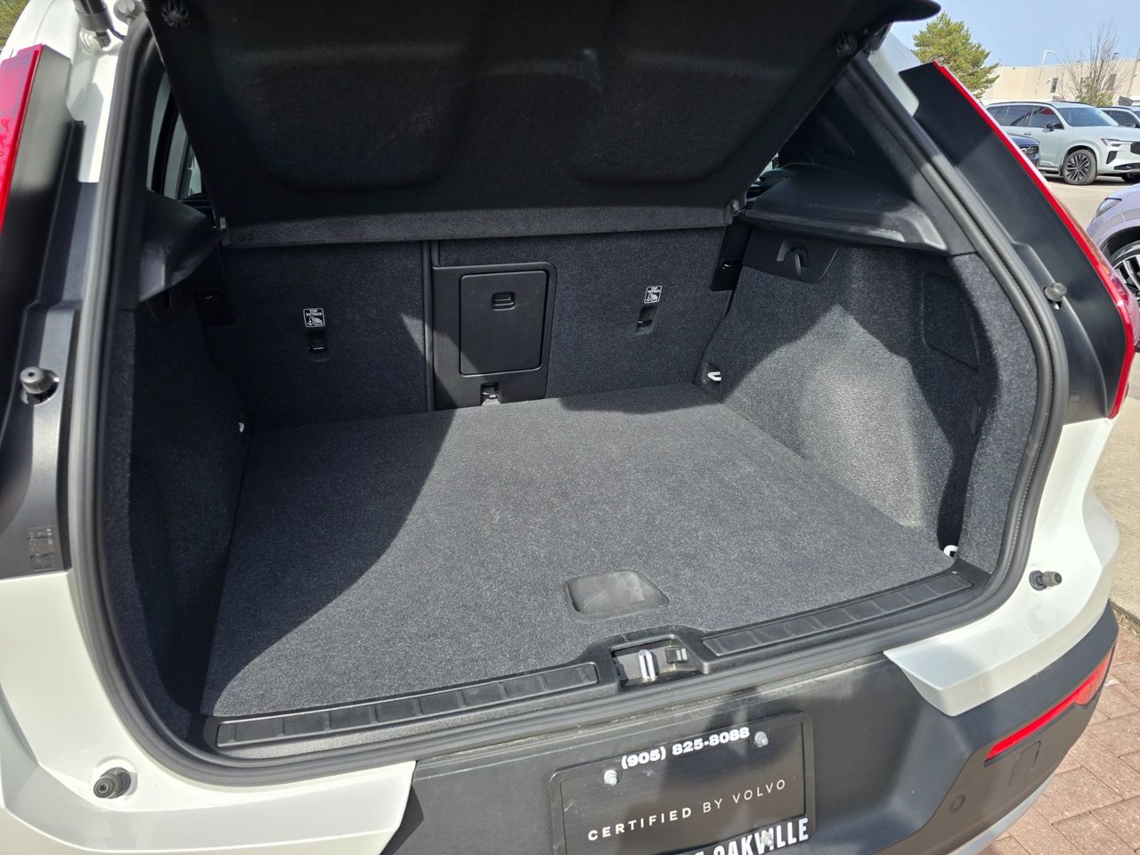 2025 Volvo XC40 CORE BRIGHT THEME-17