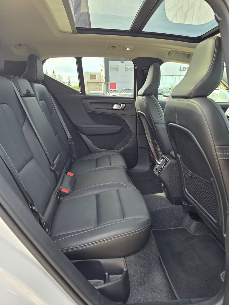 2025 Volvo XC40 CORE BRIGHT THEME-19