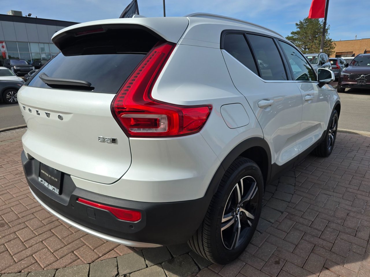 2025 Volvo XC40 CORE BRIGHT THEME-14
