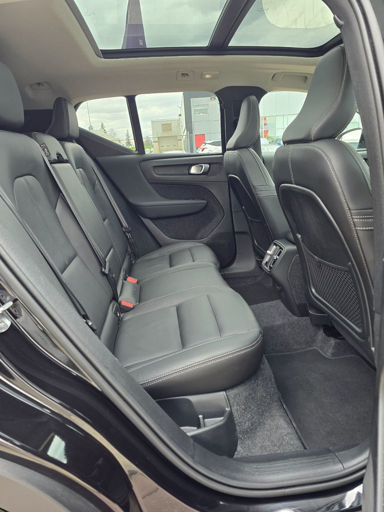 2025 Volvo XC40 CORE BRIGHT THEME-19