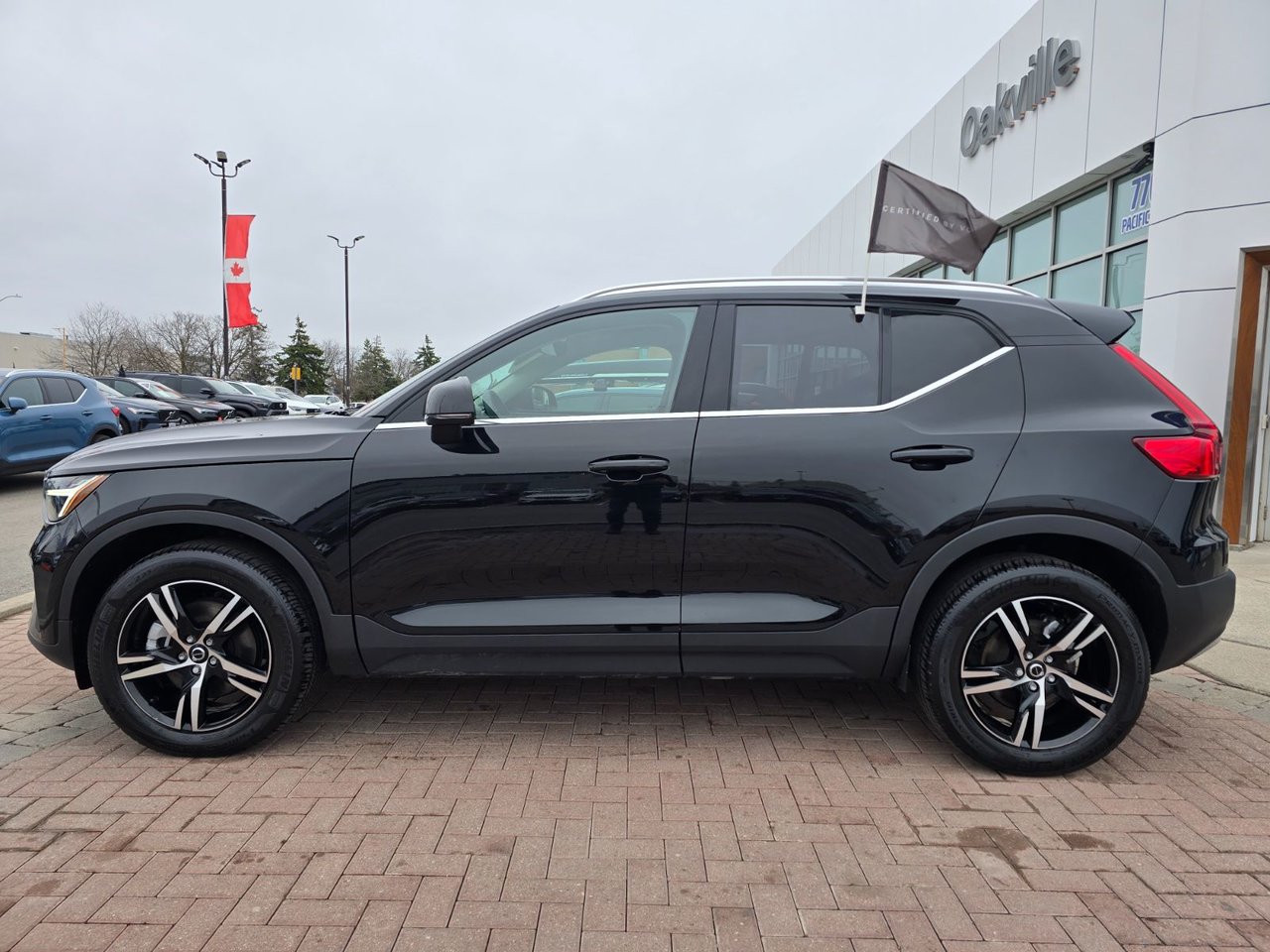 2025 Volvo XC40 CORE BRIGHT THEME-9
