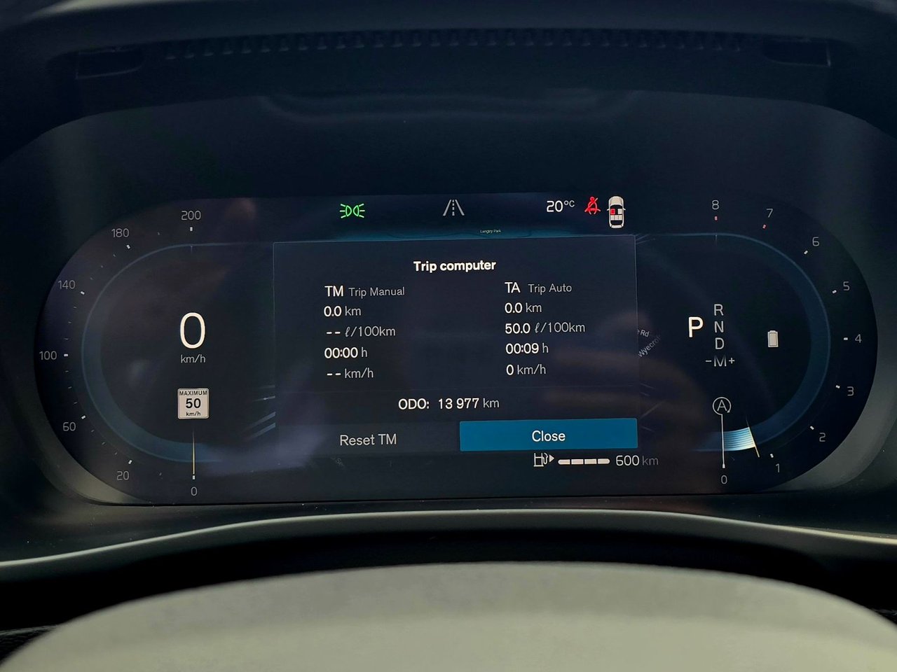 2025 Volvo XC40 CORE BRIGHT THEME-1