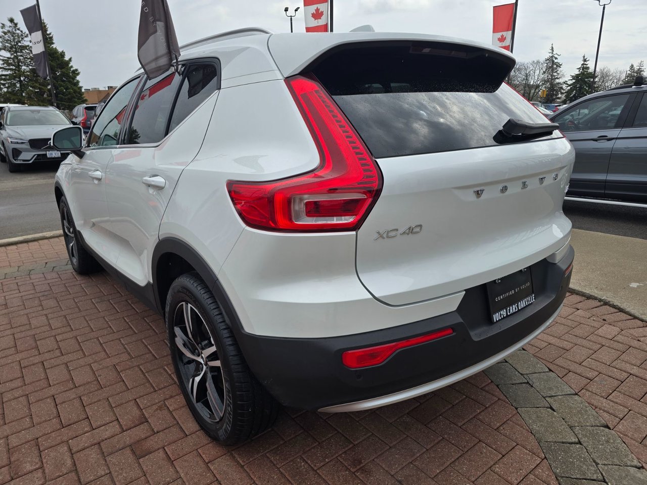 2025 Volvo XC40 CORE BRIGHT THEME-11