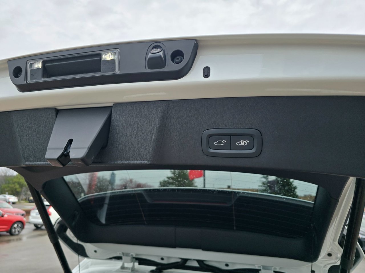 2025 Volvo XC40 CORE BRIGHT THEME-16
