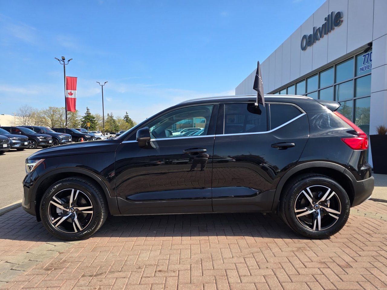 2025 Volvo XC40 CORE BRIGHT THEME-9