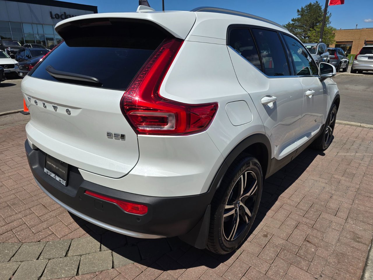 2025 Volvo XC40 CORE BRIGHT THEME-14