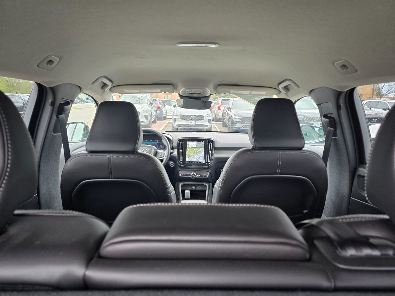 2025 Volvo XC40 CORE BRIGHT THEME-6