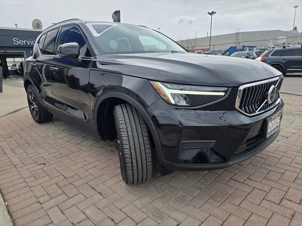 2025 Volvo XC40 CORE BRIGHT THEME-5