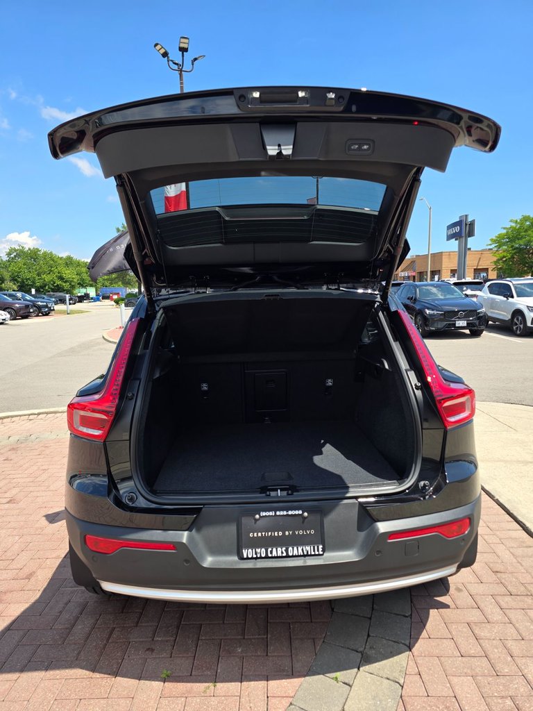 2025 Volvo XC40 CORE BRIGHT THEME-15