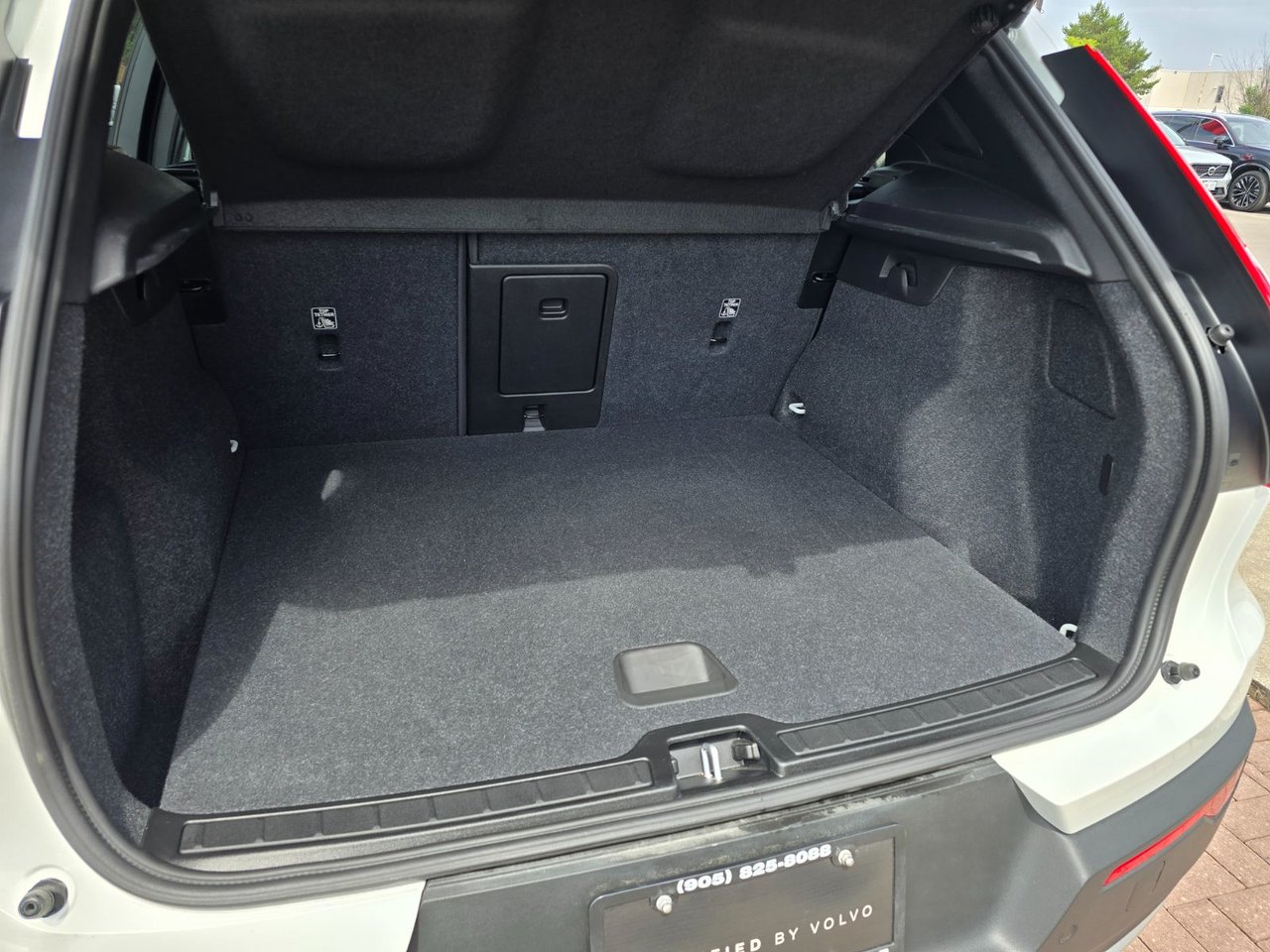 2025 Volvo XC40 CORE BRIGHT THEME-16