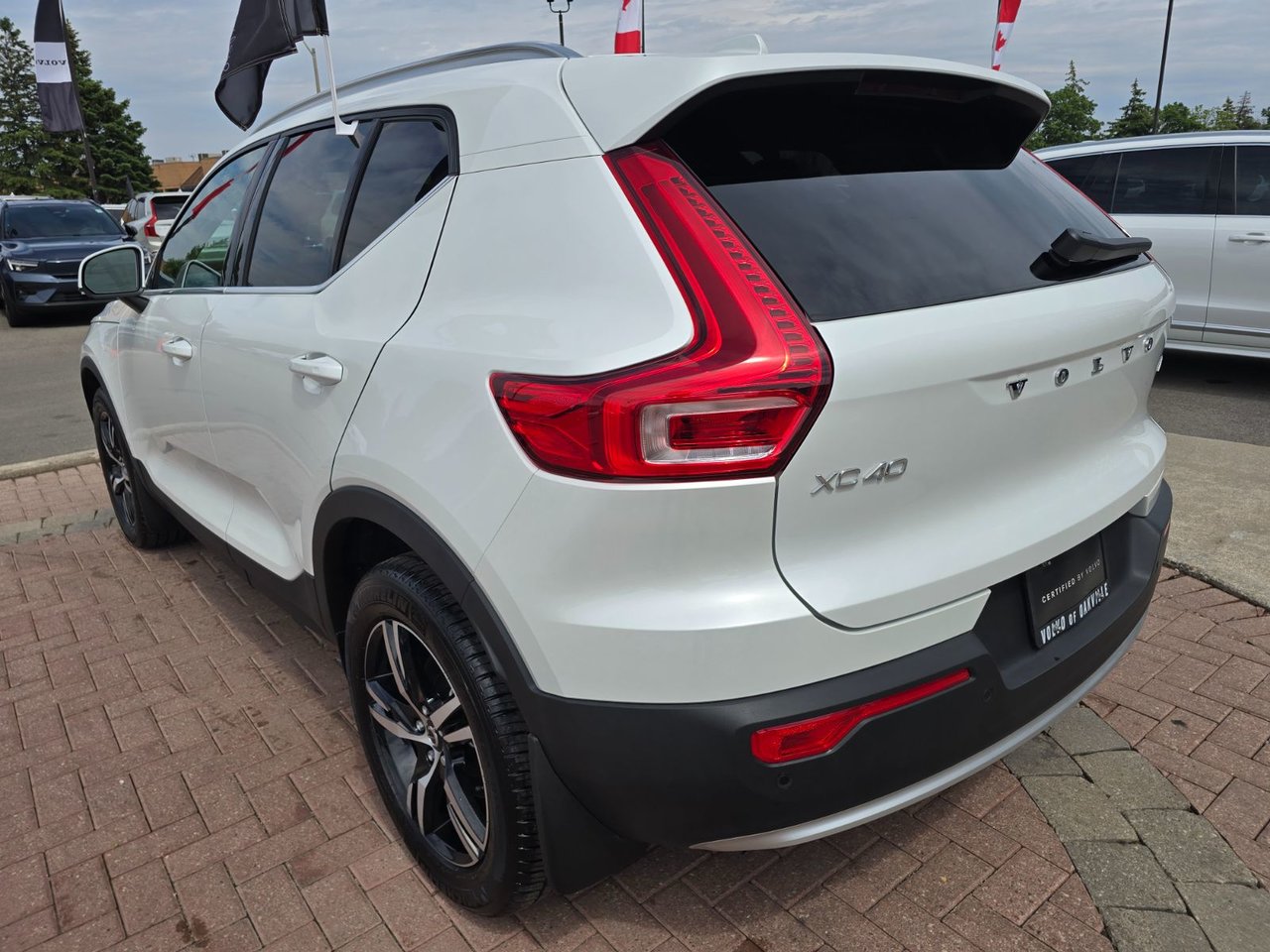 2025 Volvo XC40 CORE BRIGHT THEME-11