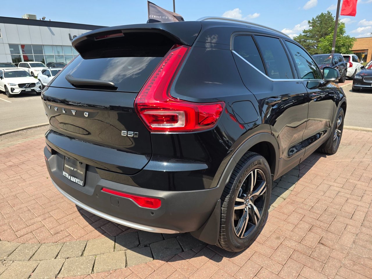 2025 Volvo XC40 CORE BRIGHT THEME-14
