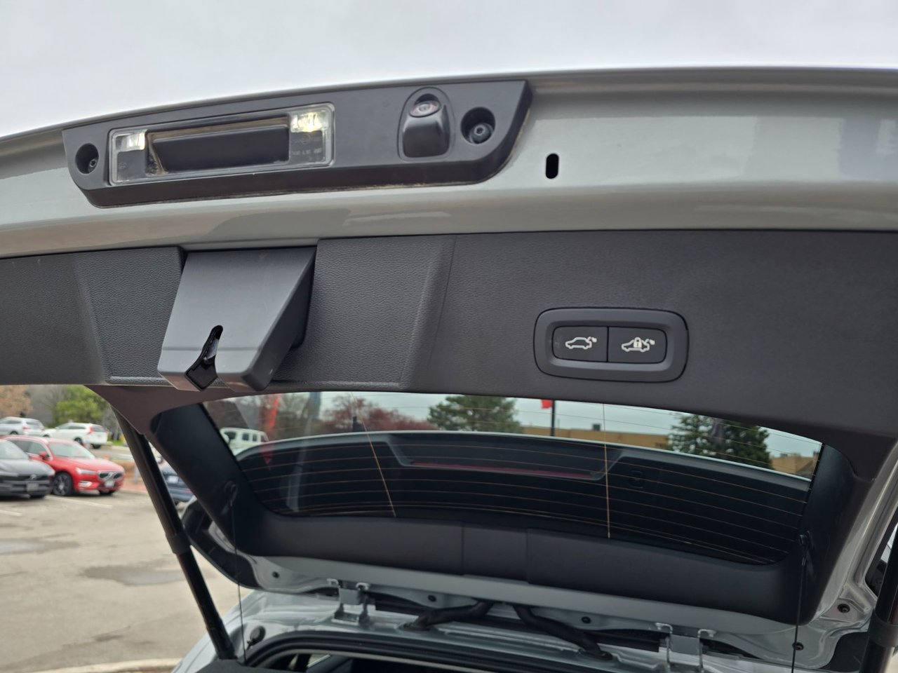 2025 Volvo XC40 CORE BRIGHT THEME-16