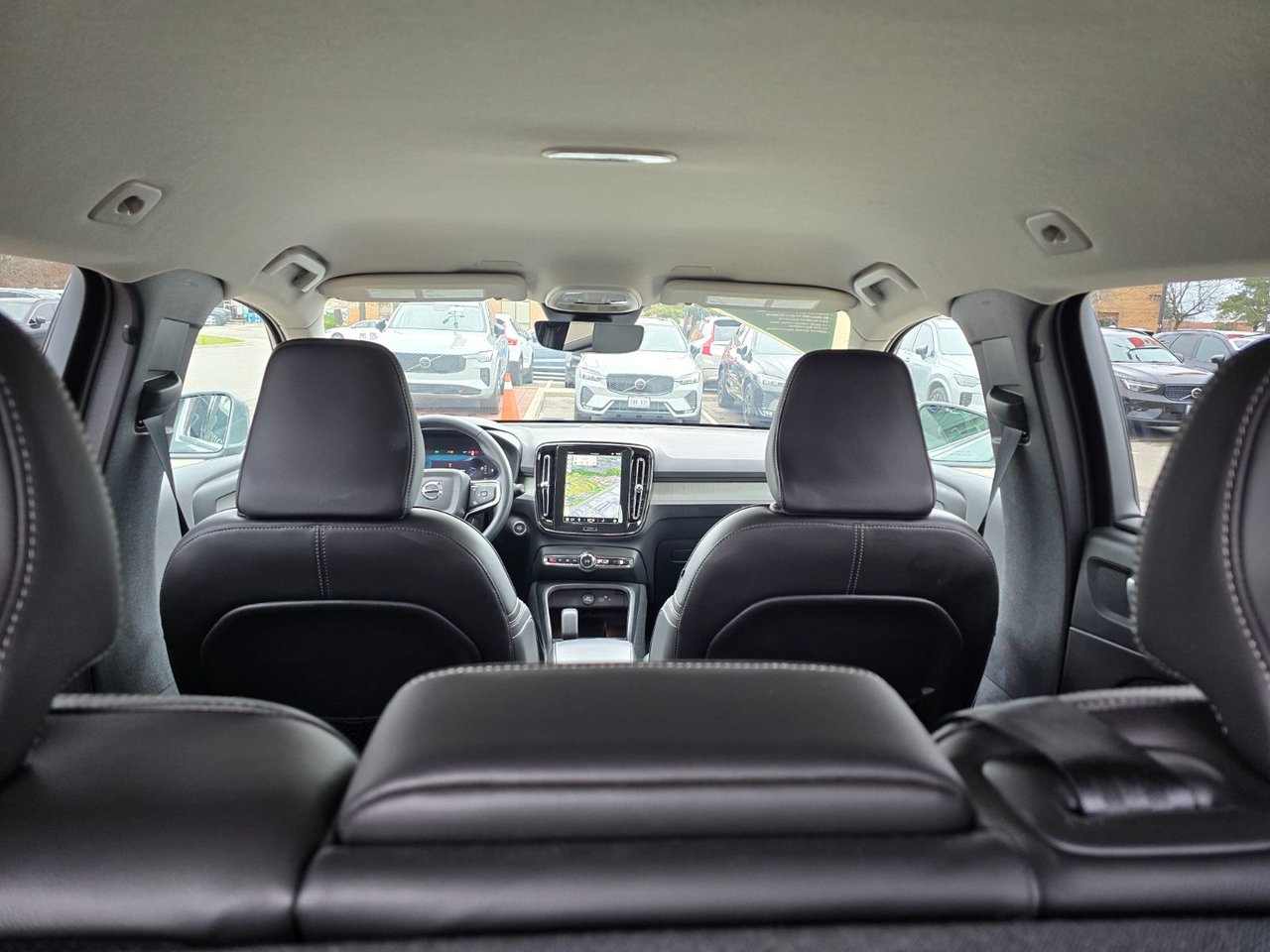 2025 Volvo XC40 CORE BRIGHT THEME-6
