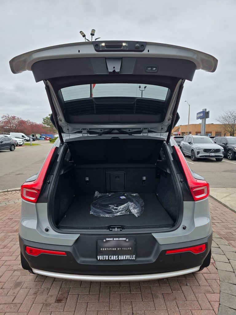 2025 Volvo XC40 CORE BRIGHT THEME-15