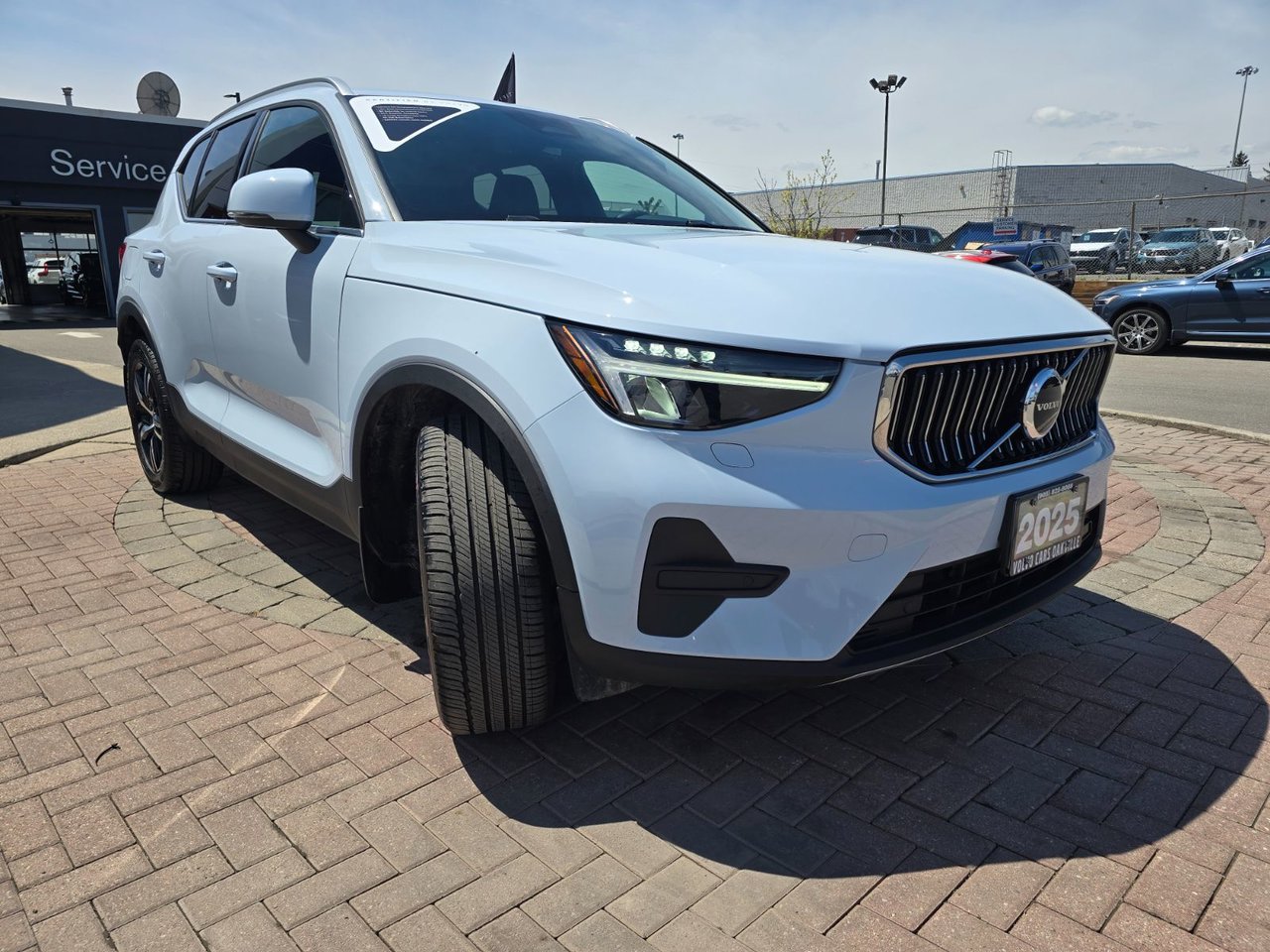 2025 Volvo XC40 CORE BRIGHT THEME-5