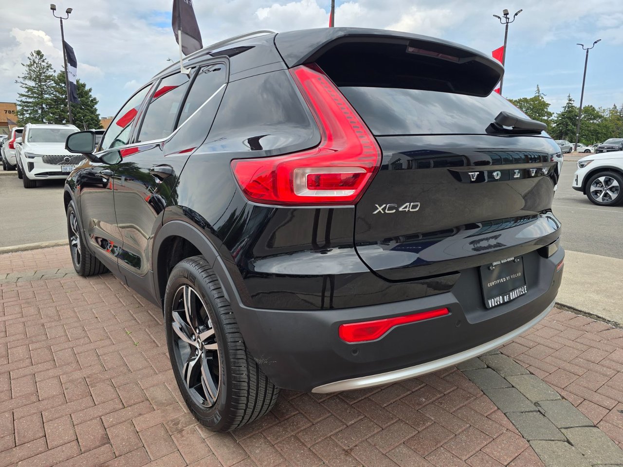 2025 Volvo XC40 CORE BRIGHT THEME-11