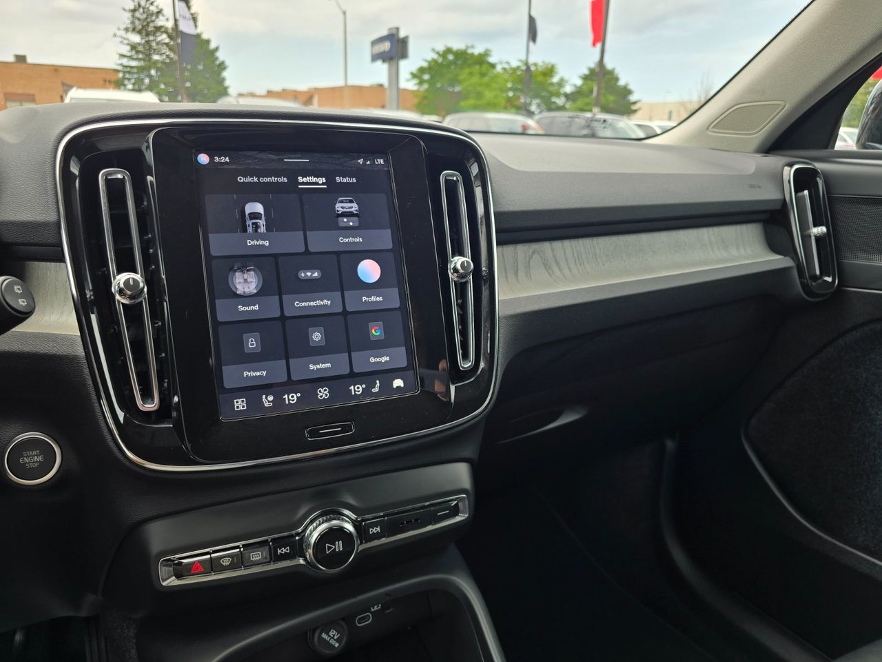 2025 Volvo XC40 CORE BRIGHT THEME-27