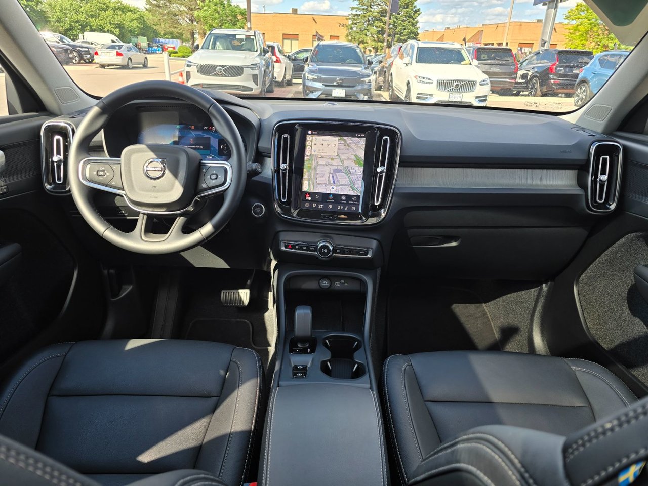 2025 Volvo XC40 CORE BRIGHT THEME-4