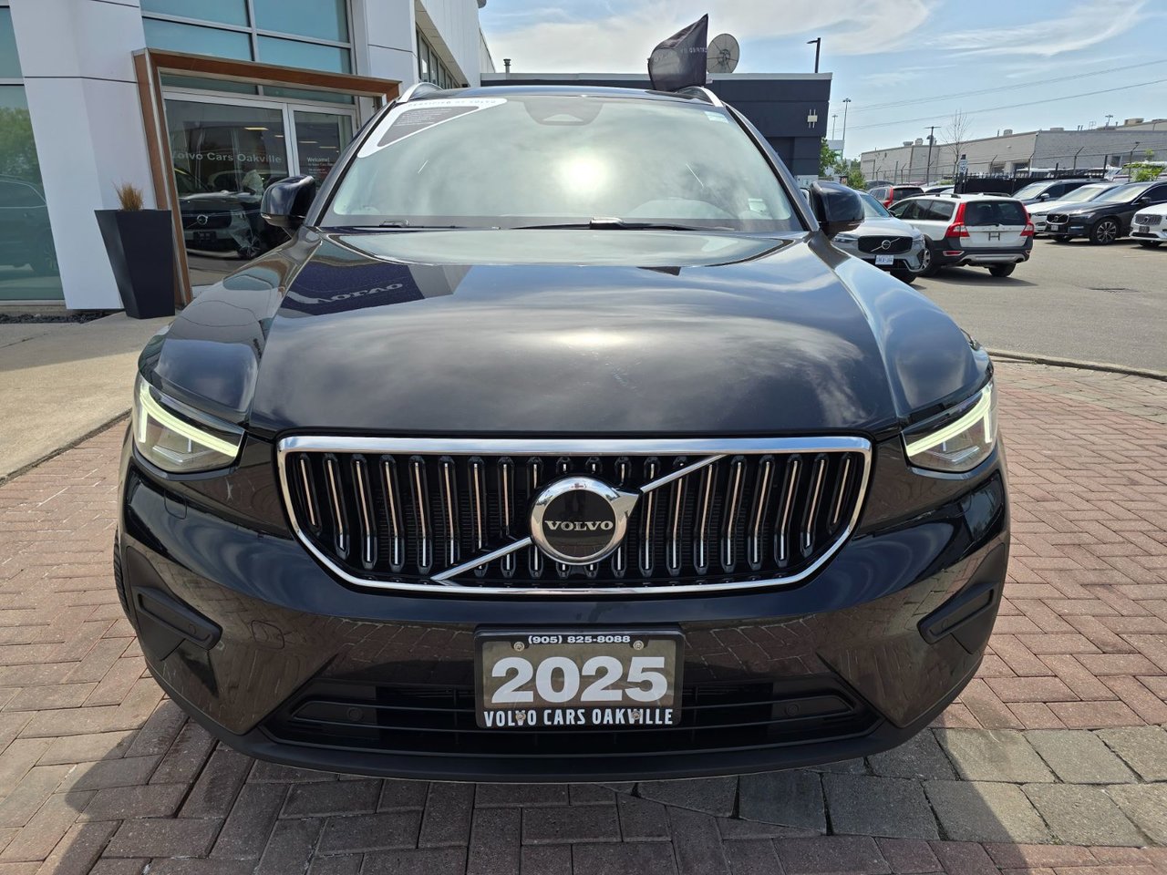 2025 Volvo XC40 CORE BRIGHT THEME-3