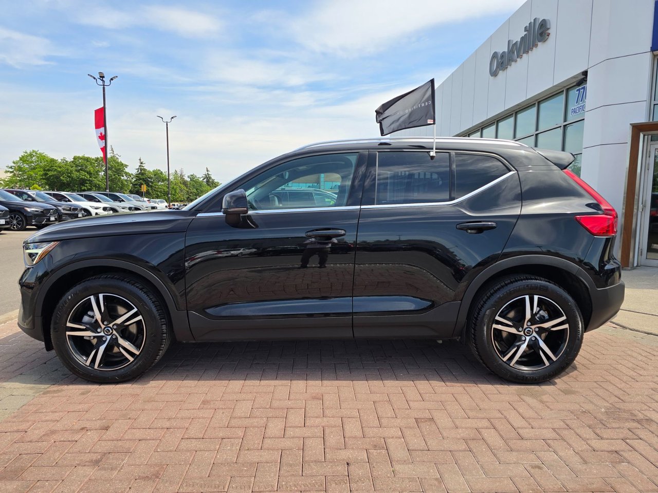 2025 Volvo XC40 CORE BRIGHT THEME-9