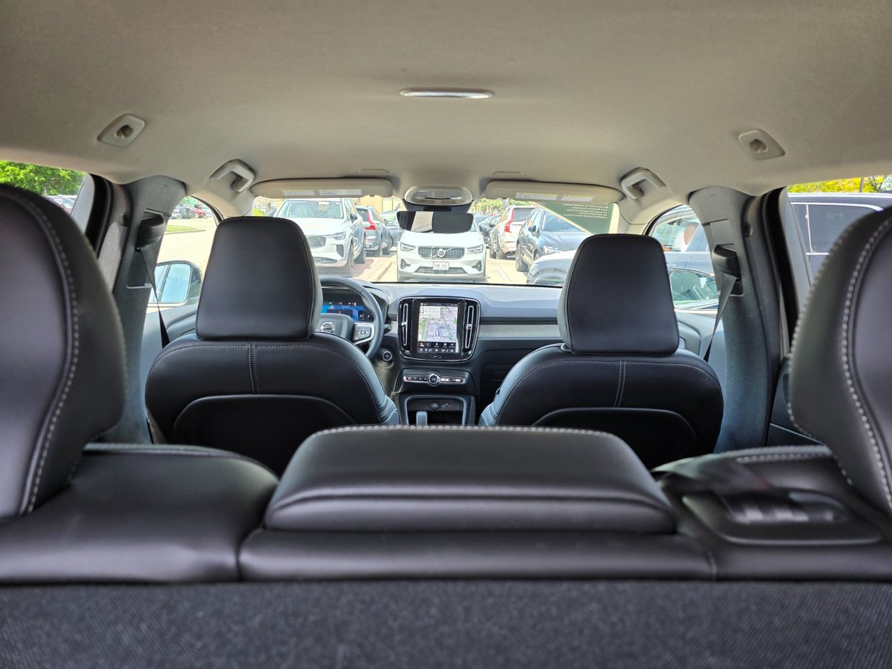 2025 Volvo XC40 CORE BRIGHT THEME-6