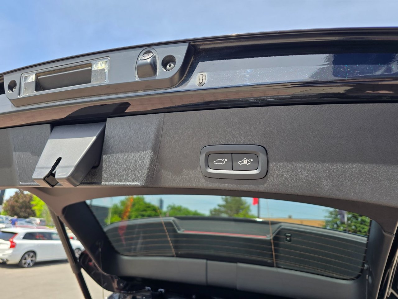 2025 Volvo XC40 CORE BRIGHT THEME-17