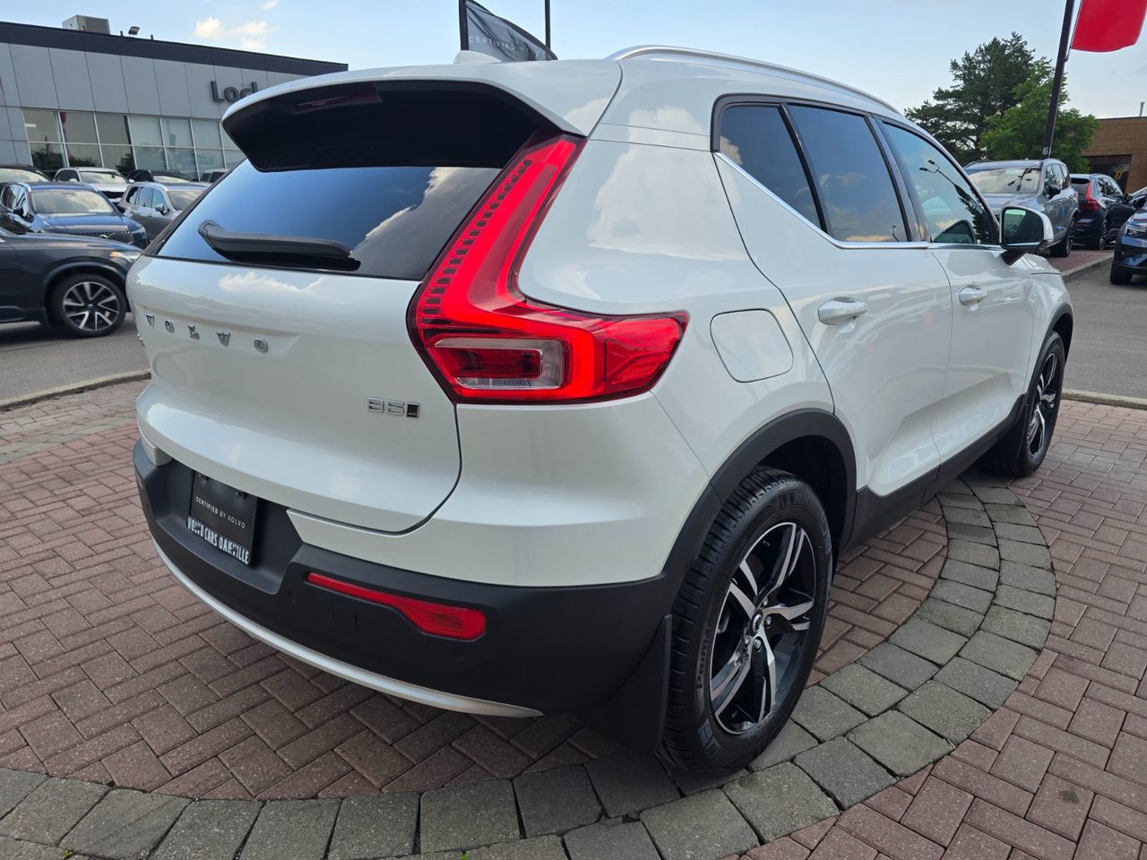 2025 Volvo XC40 CORE BRIGHT THEME-14