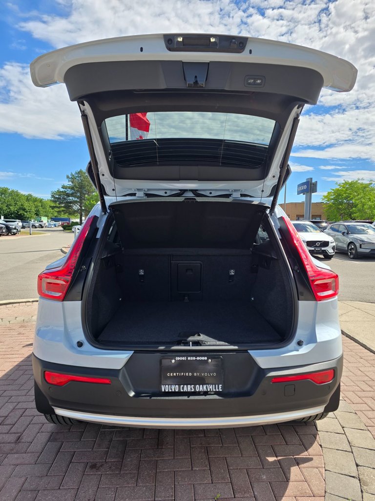 2025 Volvo XC40 CORE BRIGHT THEME-15