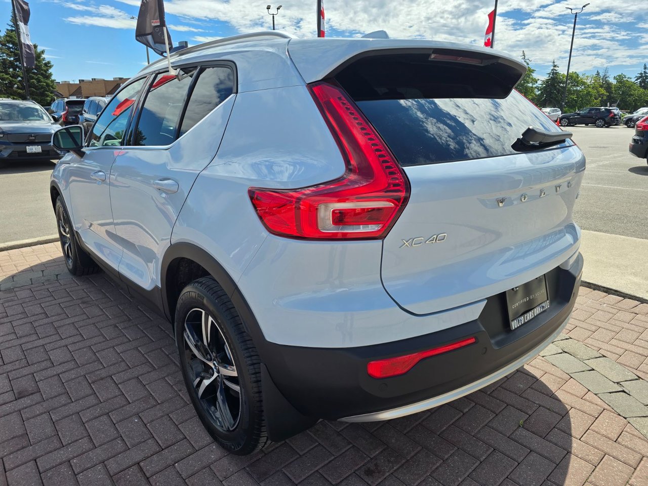 2025 Volvo XC40 CORE BRIGHT THEME-11
