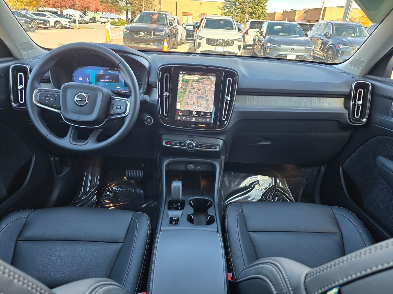 2025 Volvo XC40 CORE BRIGHT THEME-4