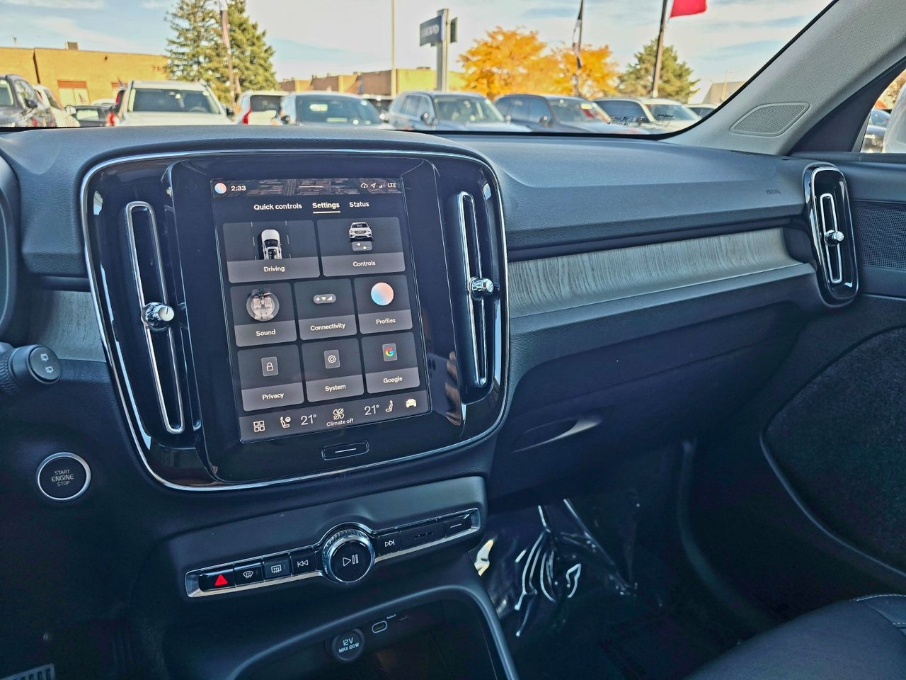 2025 Volvo XC40 CORE BRIGHT THEME-28