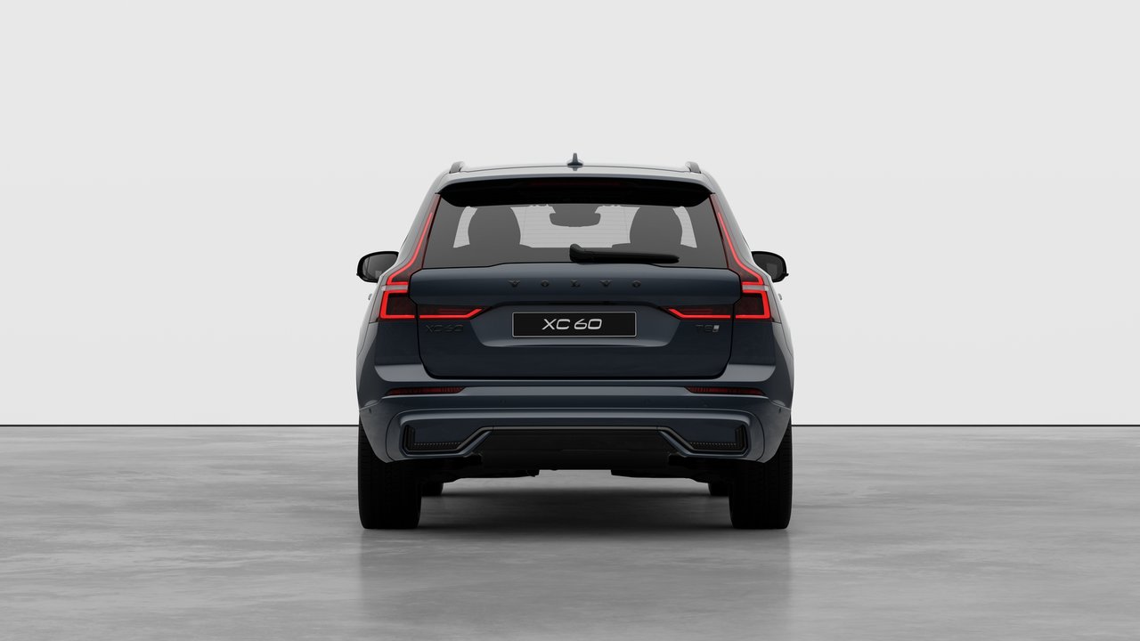 2026 Volvo XC60 Plug-In Hybrid Ultra Black Edition-5