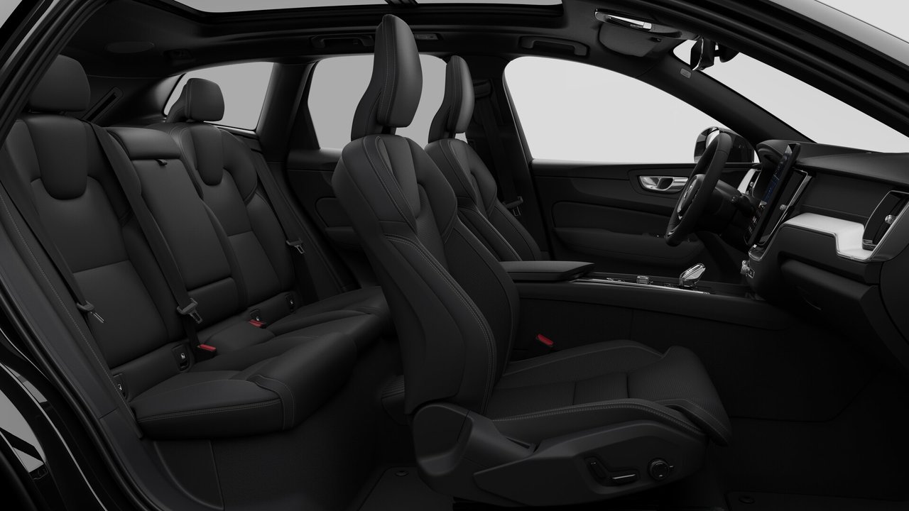 2026 Volvo XC60 Plug-In Hybrid Ultra Black Edition-12