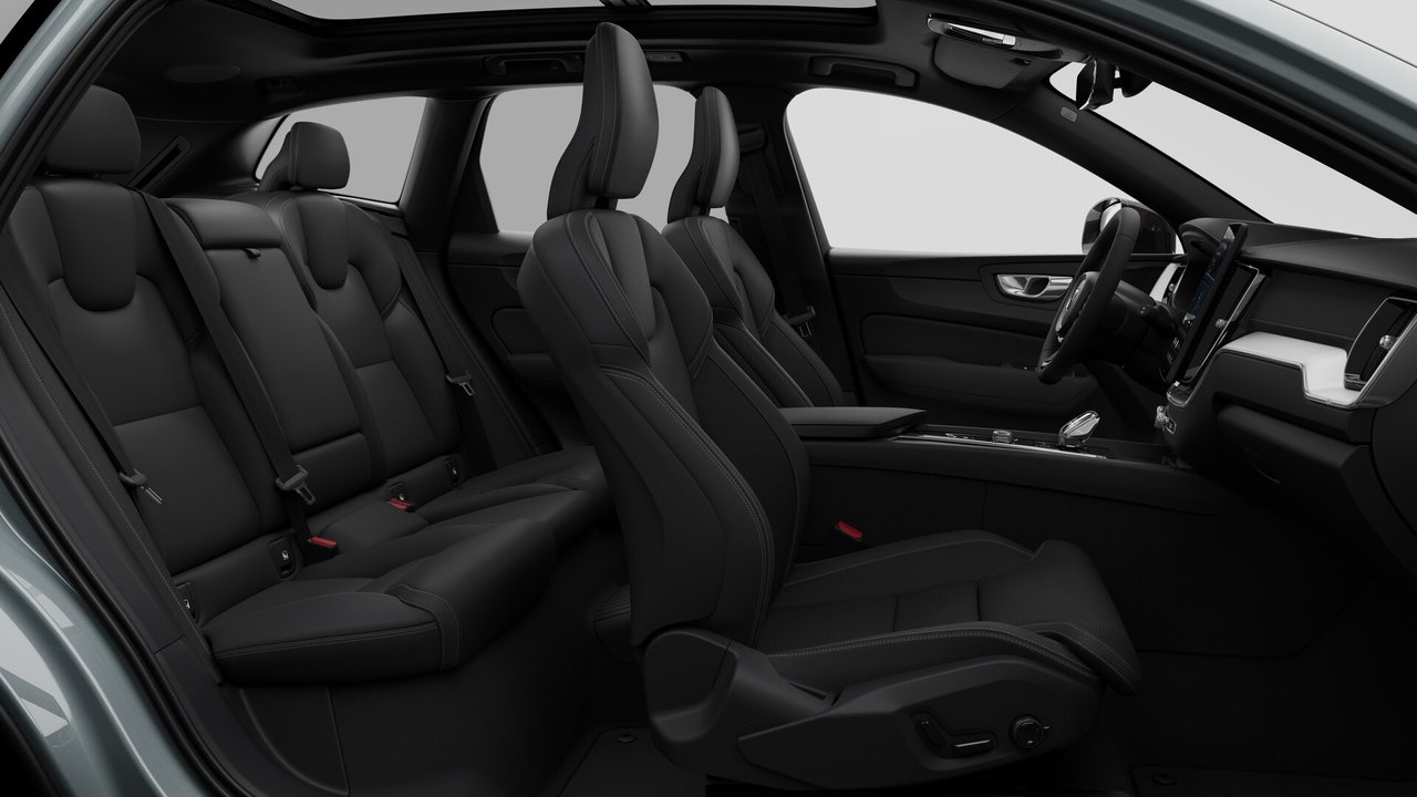 2026 Volvo XC60 Plug-in hybrid Ultra Black Edition-12