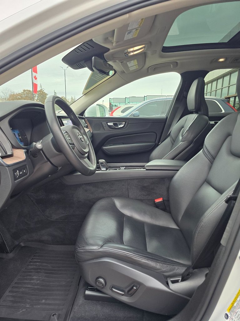 2022 Volvo XC60 RECHARGE INSCRIPTION EXPRESSION-27
