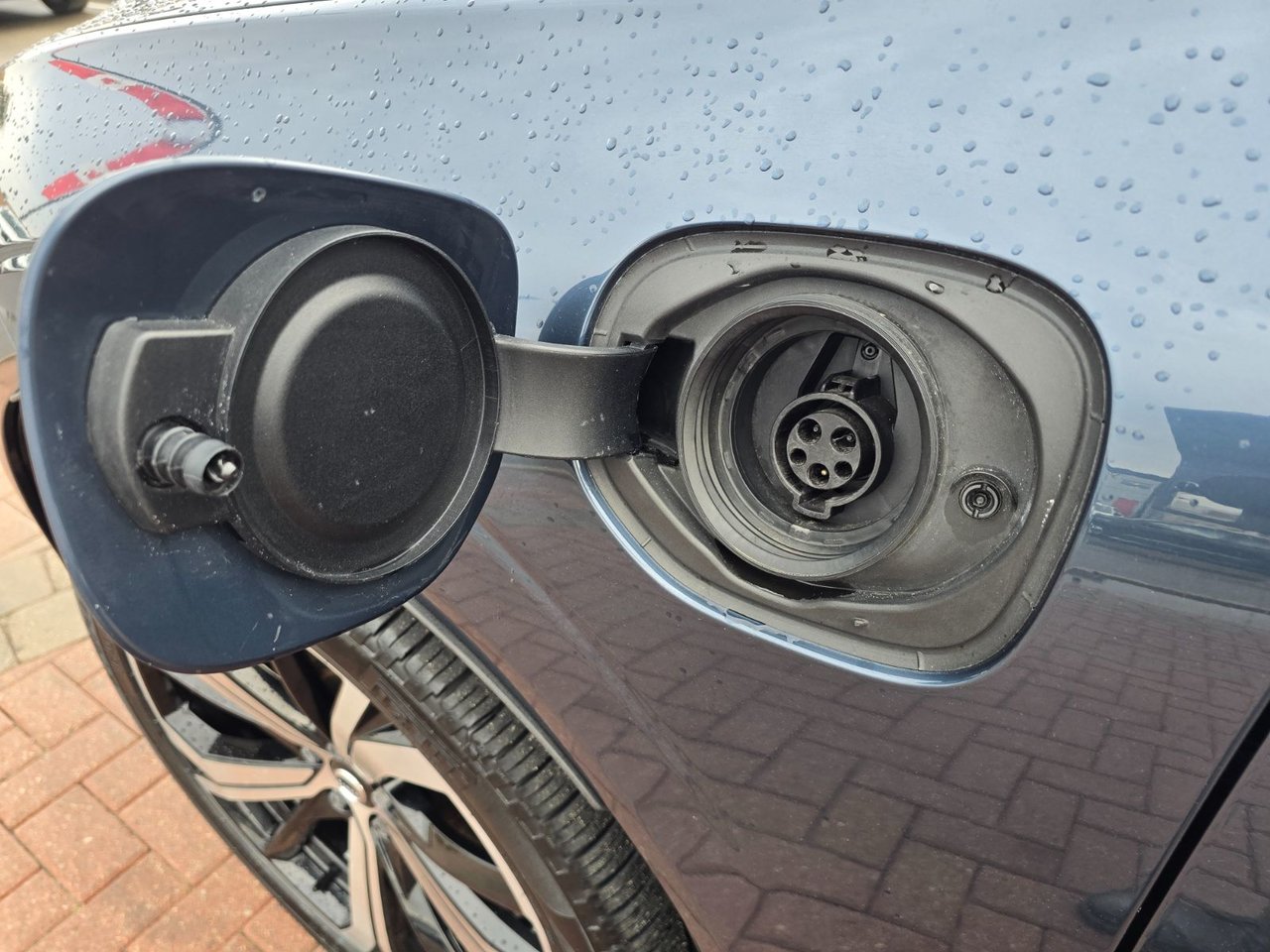 2022 Volvo XC60 RECHARGE R-DESIGN-14