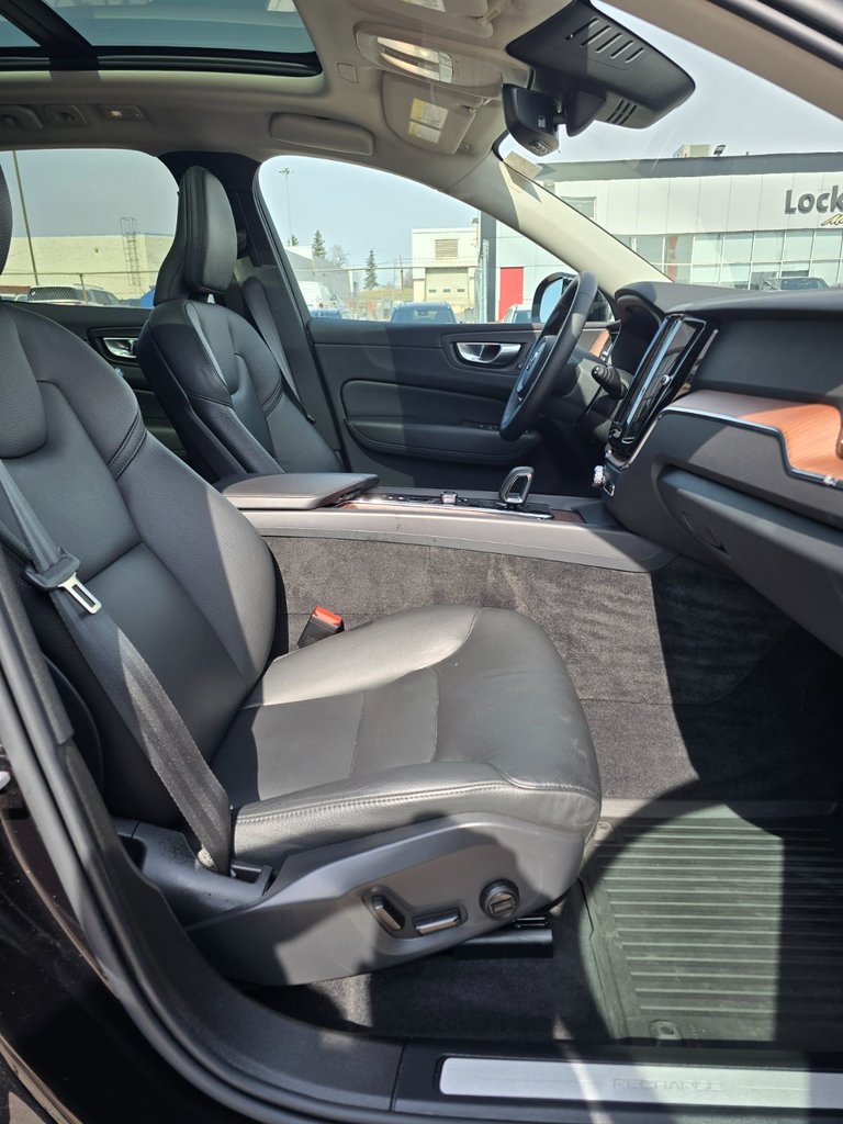 2024 Volvo XC60 RECHARGE PLUS DARK THEME-25
