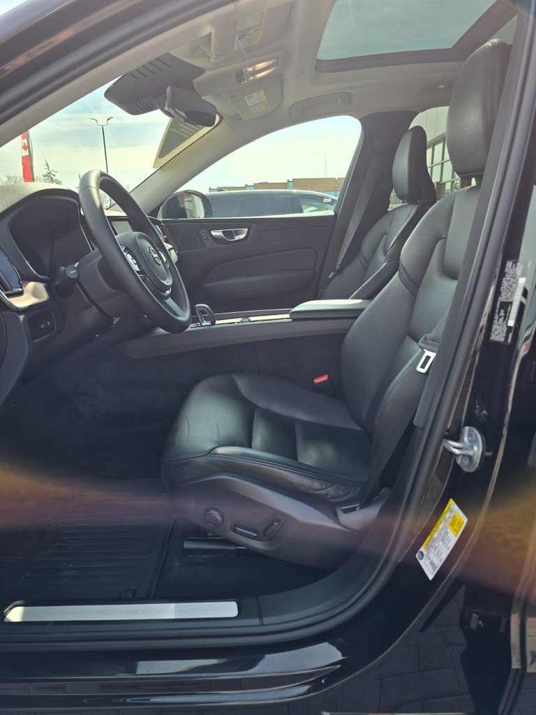 2024 Volvo XC60 RECHARGE PLUS DARK THEME-26
