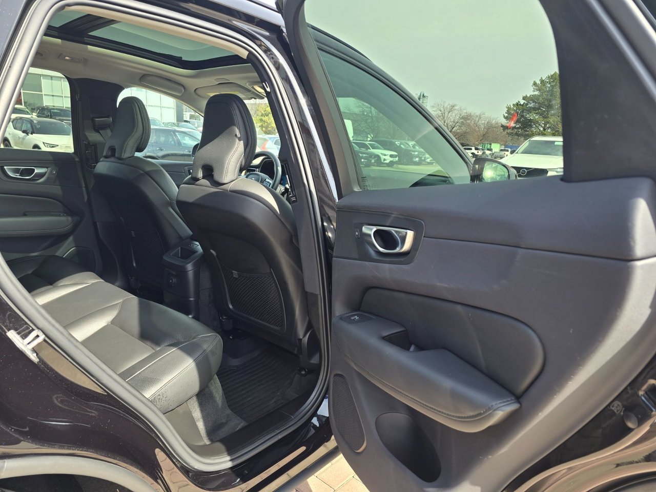 2024 Volvo XC60 RECHARGE PLUS DARK THEME-20
