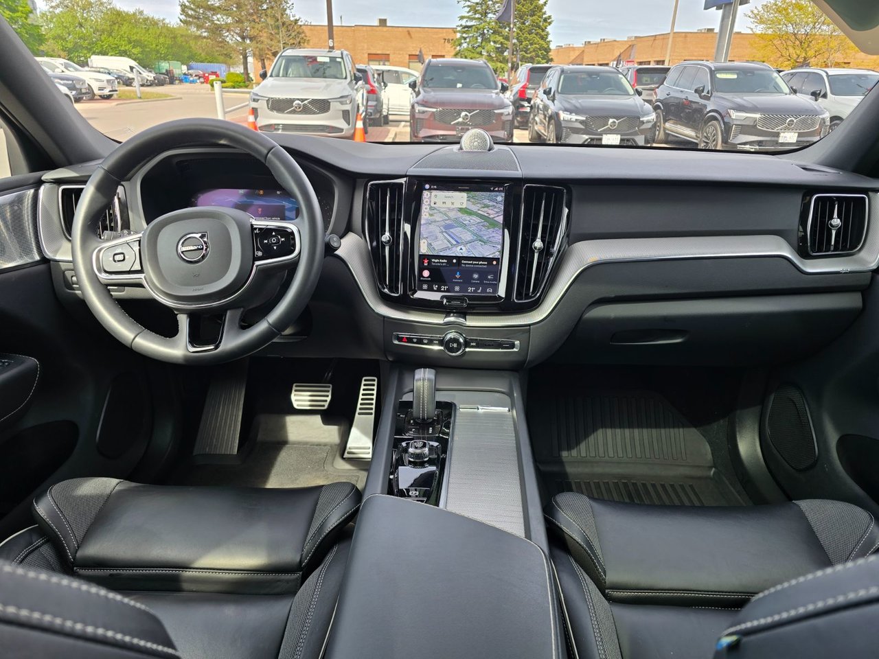 2022 Volvo XC60 R-DESIGN-4