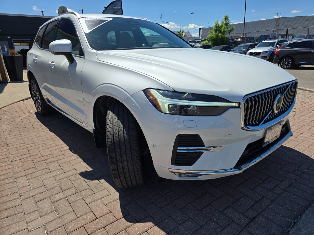 2022 Volvo XC60 INSCRIPTION-5